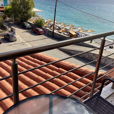 Thassa Beach Apartment No6 Leonídion Exterior foto